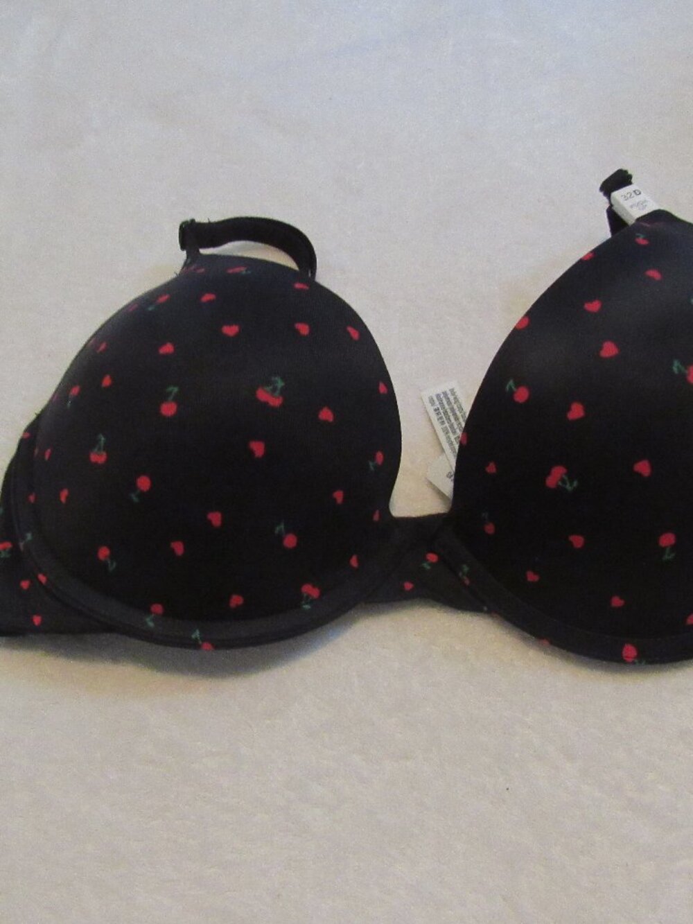 Victoria's Secret PINK Black Cherries Push Up 32D NWT